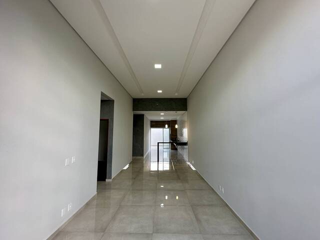 #16 - Casa para Venda em Sorocaba - SP - 2