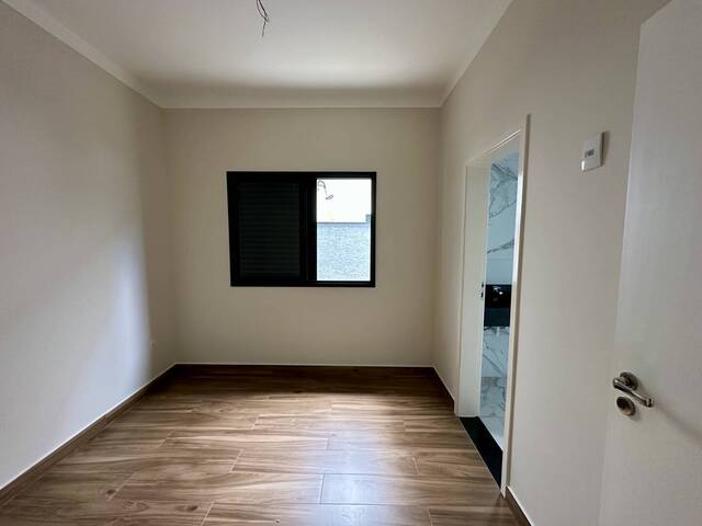 #21 - Casa para Venda em Sorocaba - SP - 2
