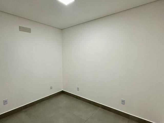 #38 - Casa para Venda em Sorocaba - SP - 2