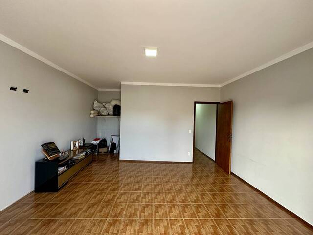 #97 - Casa para Venda em Sorocaba - SP - 2