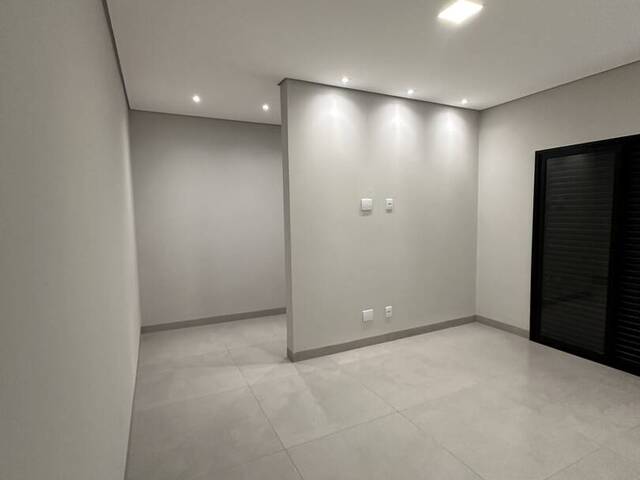 Casa para Venda em Sorocaba - 2